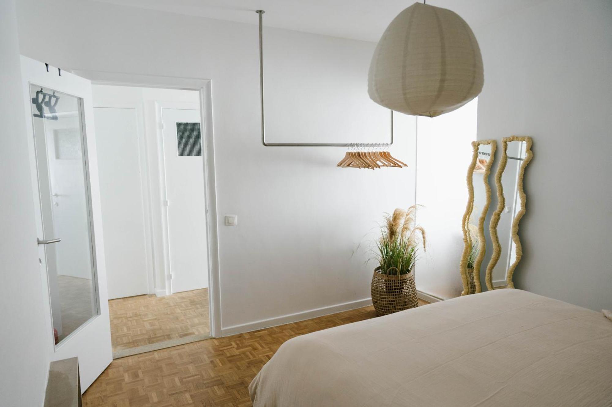 Centrally Located Apartment Close To The Beach Oostende Bagian luar foto