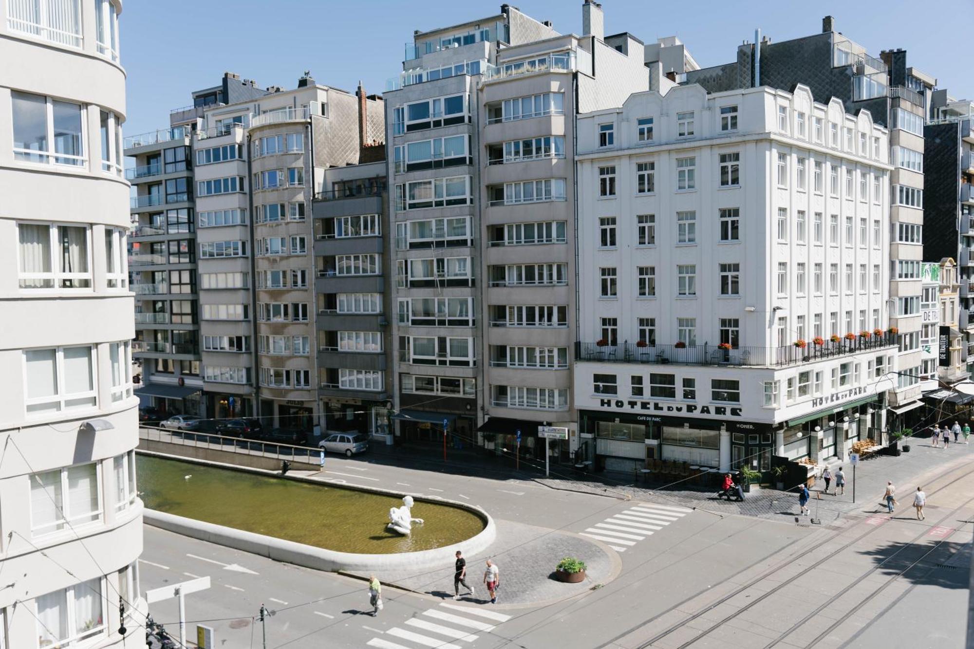 Centrally Located Apartment Close To The Beach Oostende Bagian luar foto